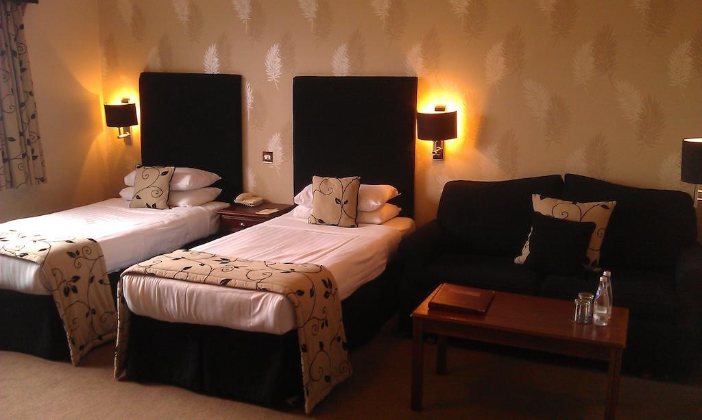 Malin Court Hotel And Restaurant 艾尔 客房 照片